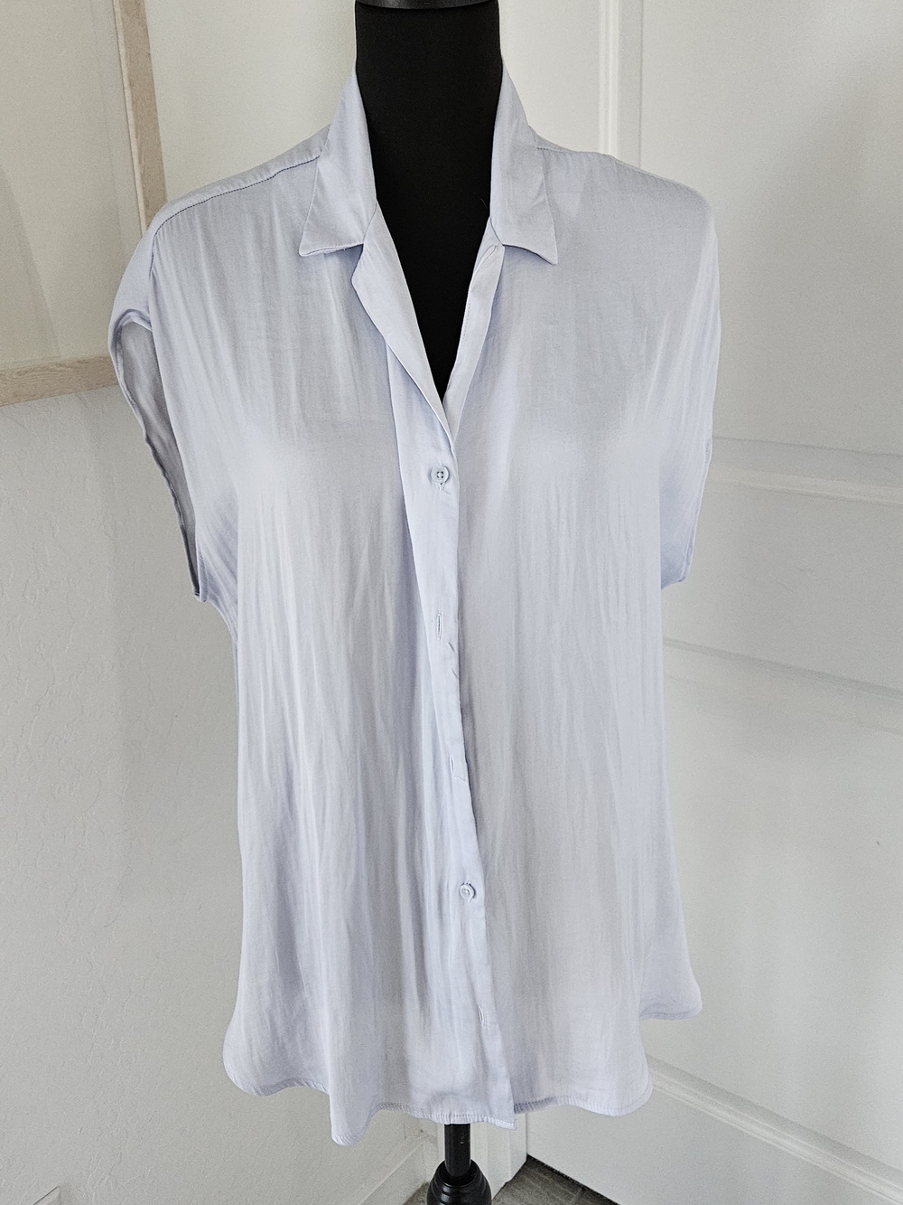 Nine West Light Blue Cap Sleeve Button-Down Shirt sz XL